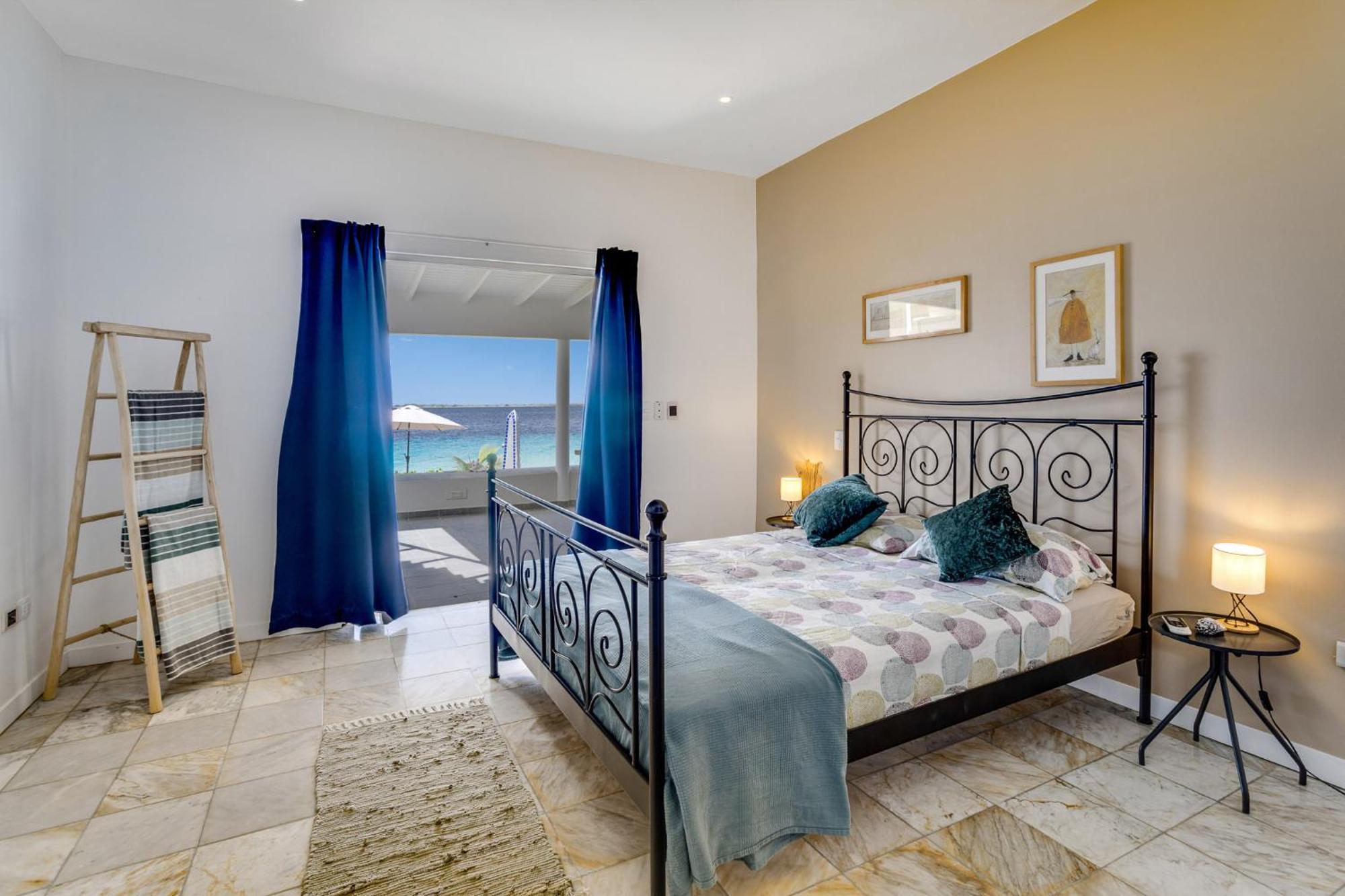 Oceanfront - Villa Port Of Call - Playa Eksteriør bilde