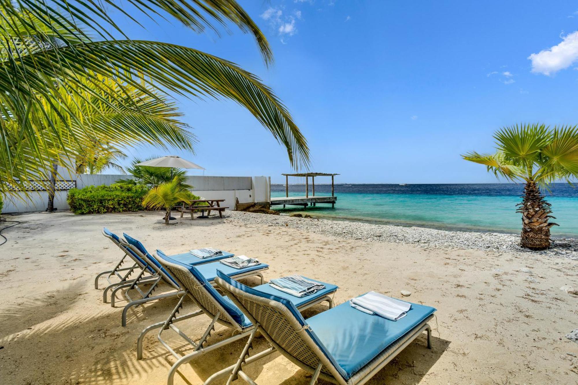 Oceanfront - Villa Port Of Call - Playa Eksteriør bilde