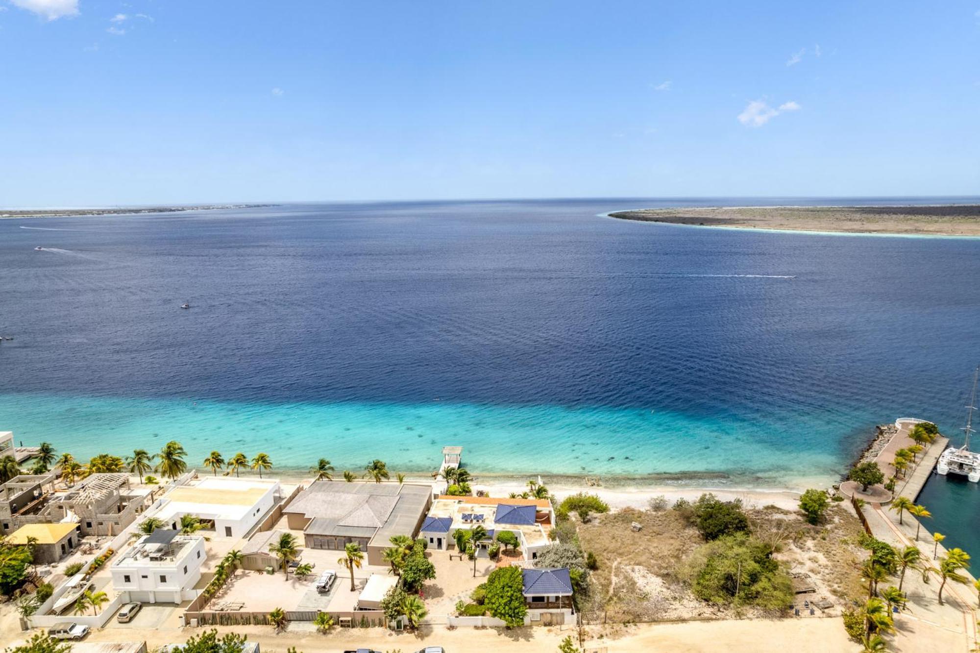Oceanfront - Villa Port Of Call - Playa Eksteriør bilde